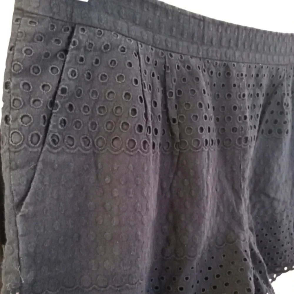 J. Crew Navy Blue Hidden Side Zip Eyelet Lined Shorts Size 8 W/ Pockets